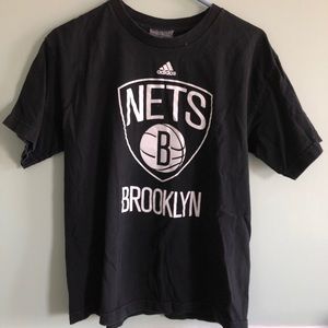 Brooklyn nets T-shirt